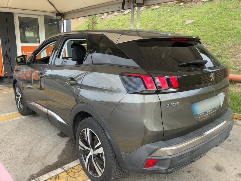 Peugeot 3008 1.5 Blue-HDi Allure 2018 – снимка 6