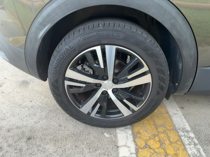 Peugeot 3008 1.5 Blue-HDi Allure 2018 – снимка 9