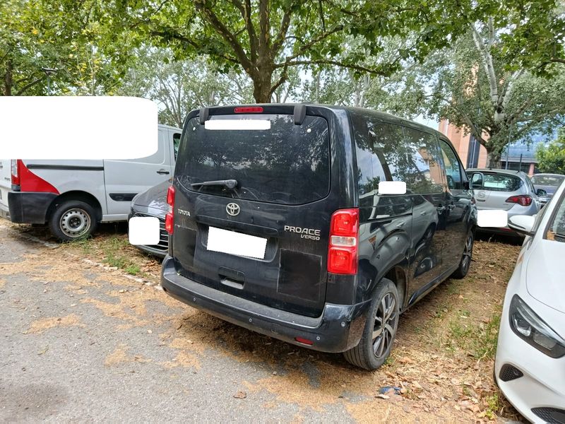 Toyota ProAce Verso 1.5 D-4D Compact Executive — zdjęcie 5