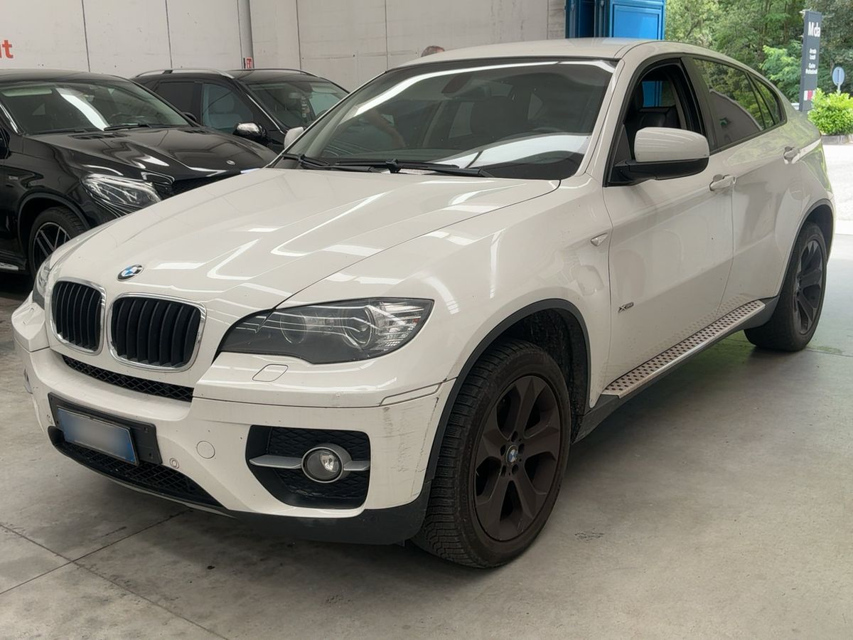 BMW X6 2011