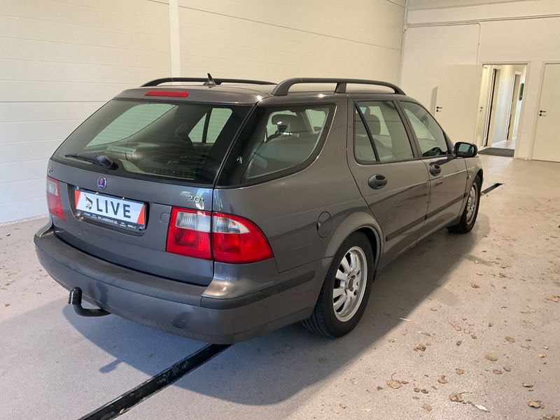 Saab 9-5 2.0 T Linear — zdjęcie 2