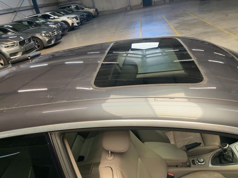 BMW 1er 120d 2008 – снимка 13