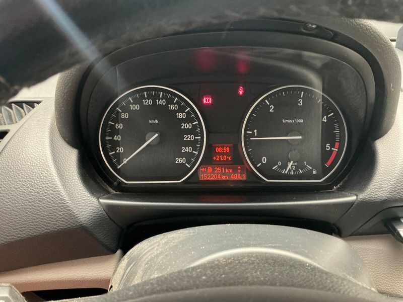 BMW 1er 120d 2008 – снимка 19
