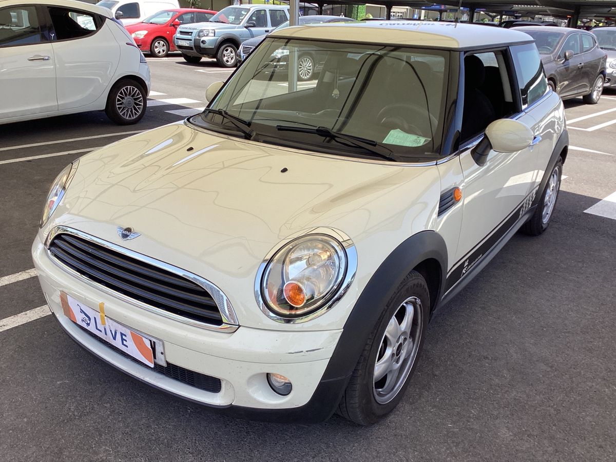 MINI One 2009