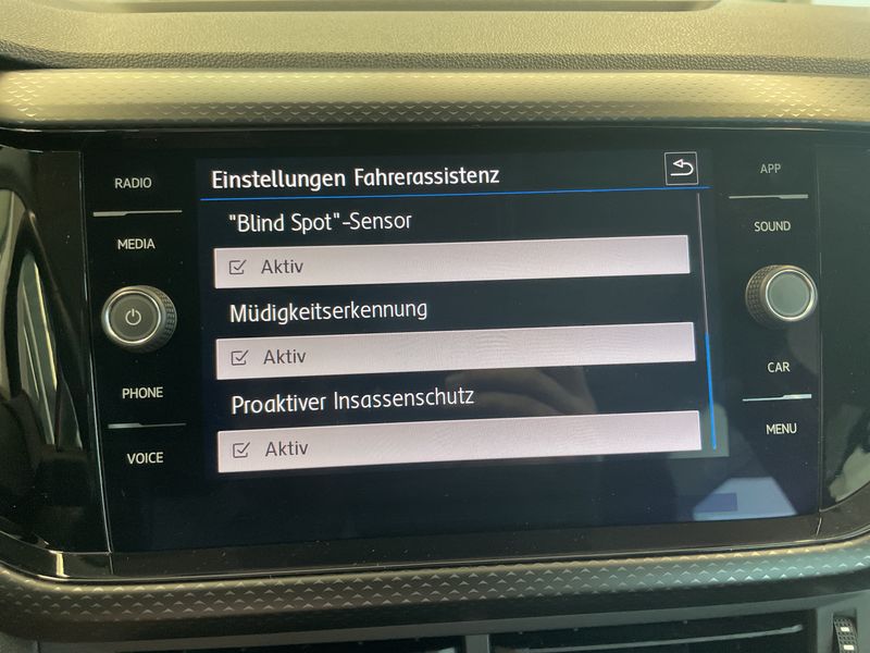 Volkswagen T-Cross 1.0 TSI Life — zdjęcie 18