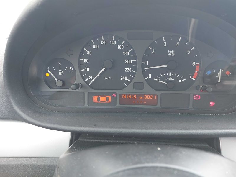 BMW 3er 318i — zdjęcie 12