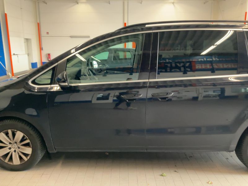Volkswagen Sharan 2.0 TDI Comfortline BlueMotion Tech — zdjęcie 4