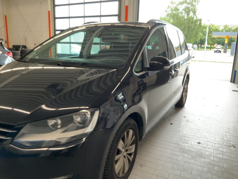 Volkswagen Sharan 2.0 TDI Comfortline BlueMotion Tech — zdjęcie 2