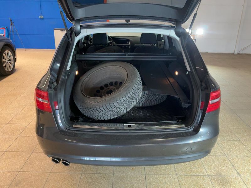 Audi A4 2.0 TDI Ambiente 2013 – снимка 16