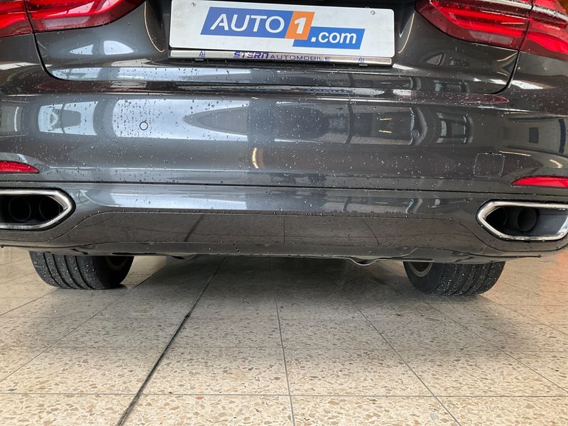 BMW 7er 750i xDrive 2017 – снимка 36