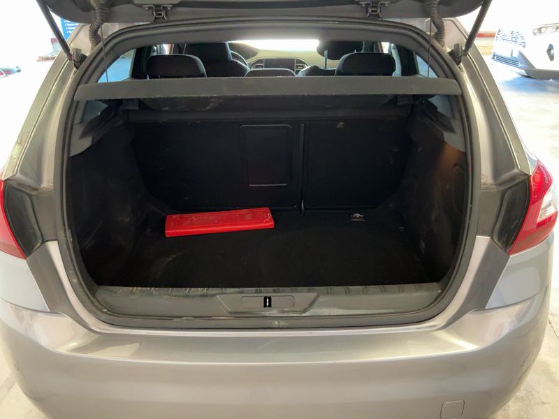 Peugeot 308 1.2 e-THP GT Line 2017 – снимка 15