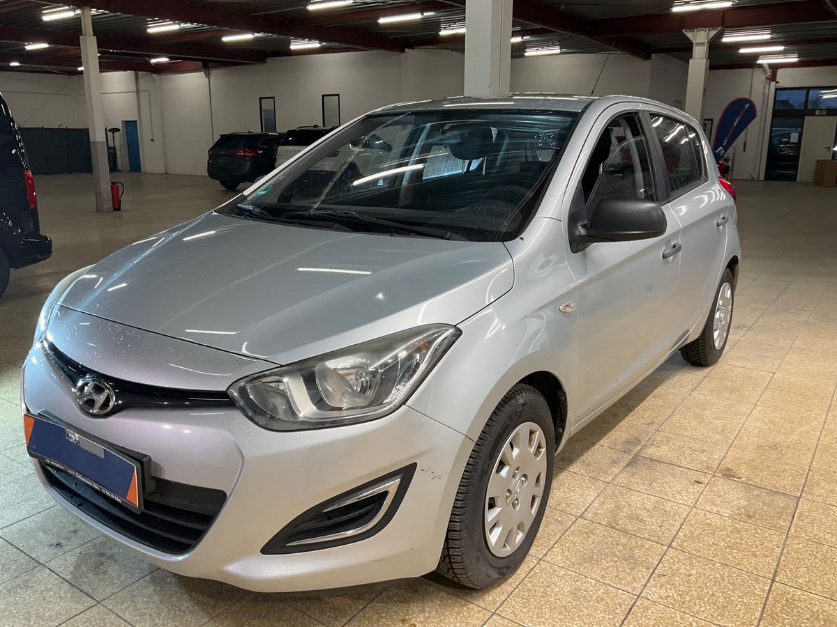 Hyundai i20 1.2 FIFA World Cup Edition