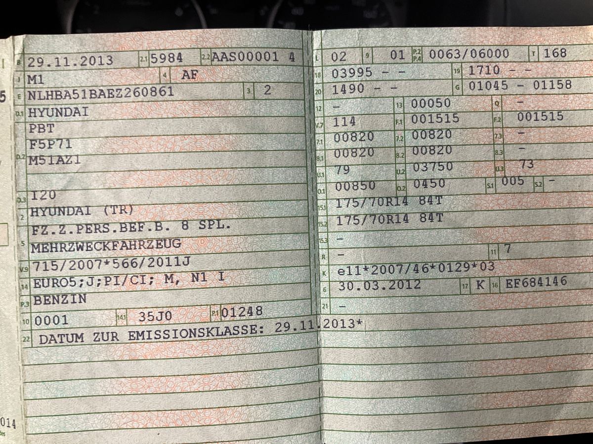 Hyundai i20 1.2 FIFA World Cup Edition