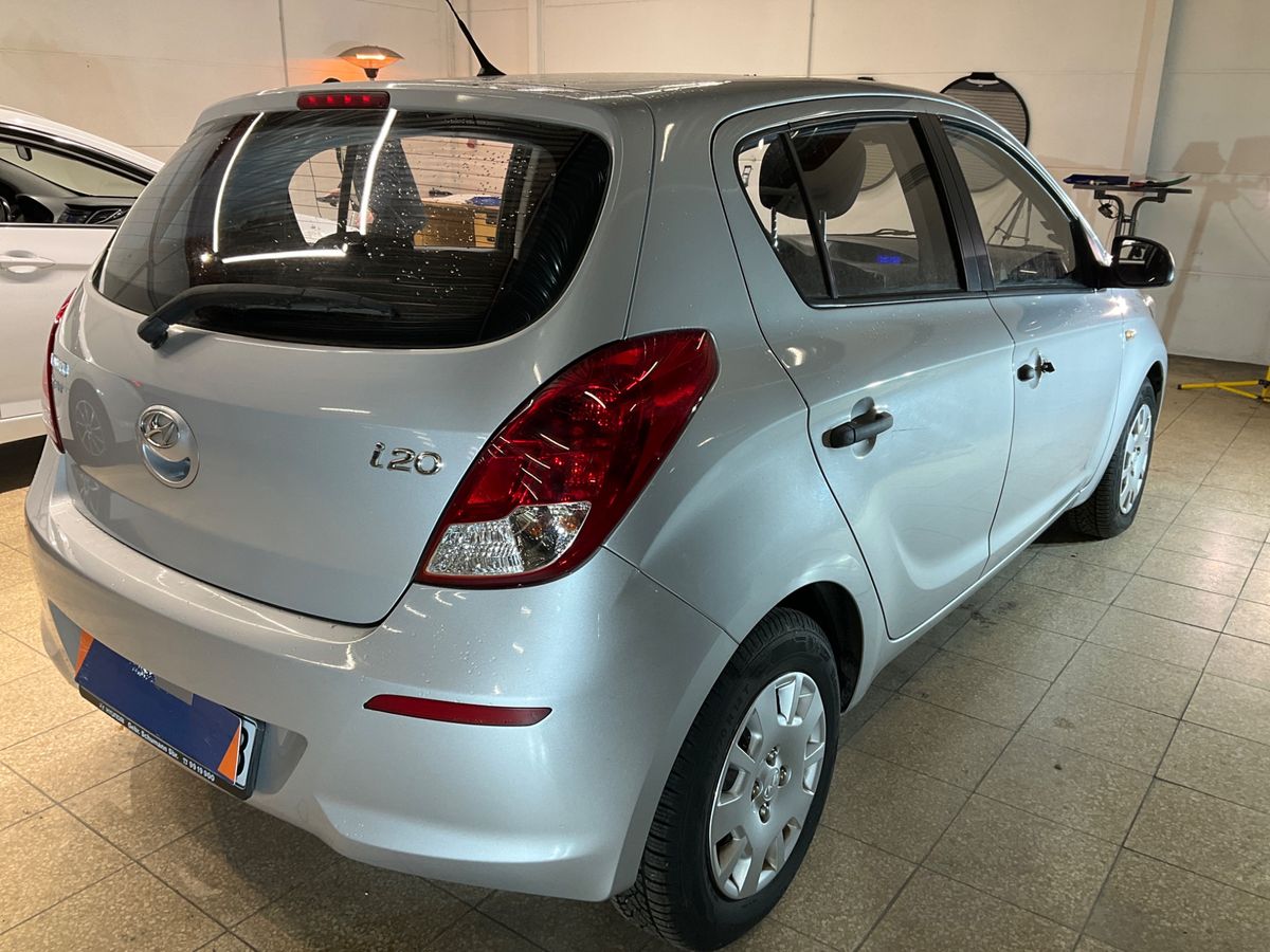 Hyundai i20 1.2 FIFA World Cup Edition