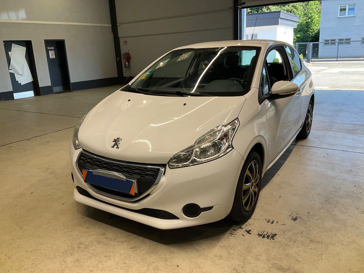 Peugeot 208 2015