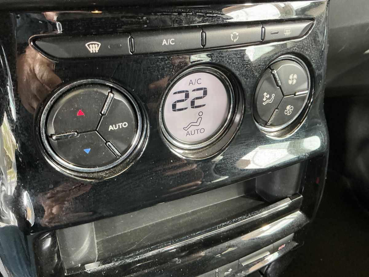 DS Automobiles 2018 — photo 29