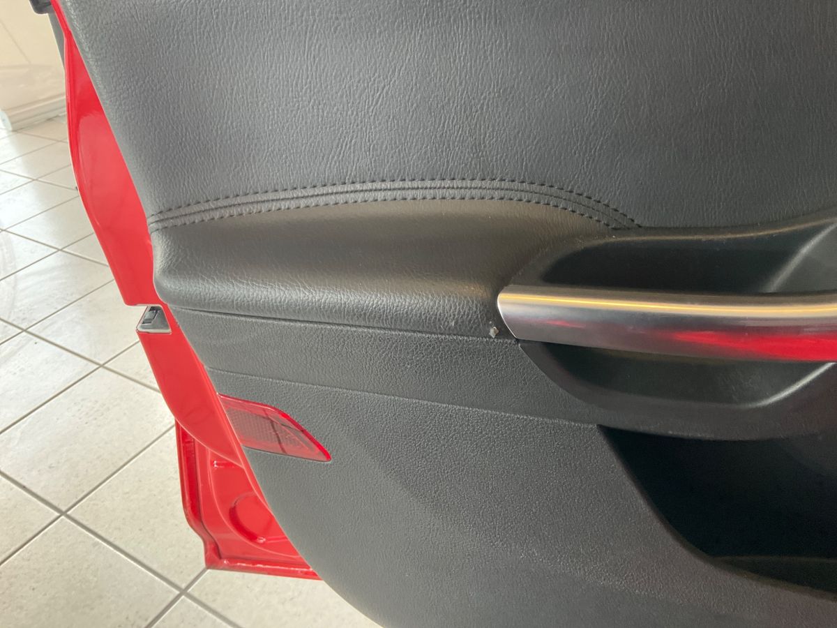 Ford Focus 2016 — photo 31