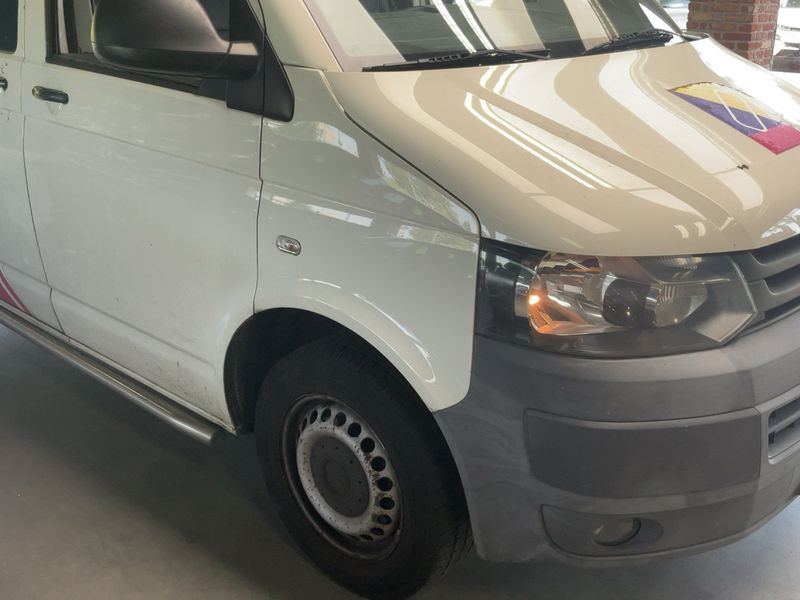 Volkswagen T5 Transporter 2.0 TDI Kasten — zdjęcie 8