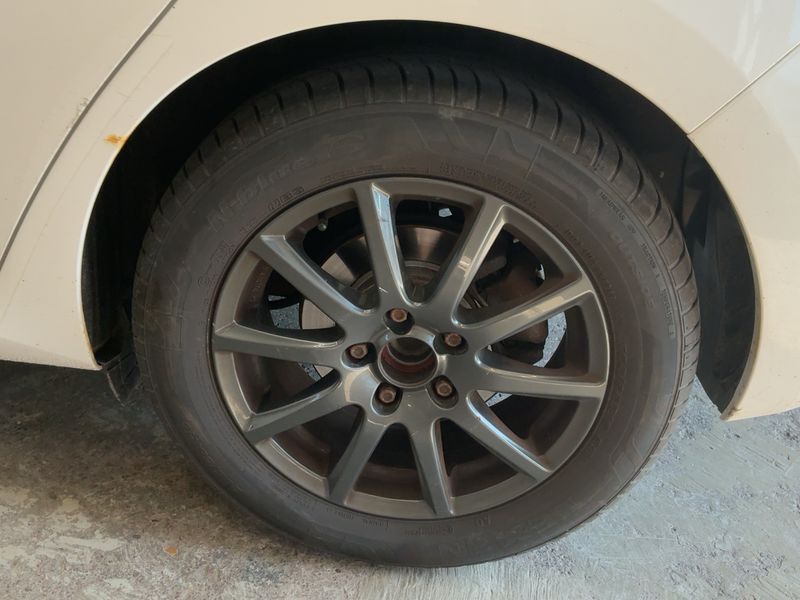 Toyota Auris 1.6 START Edition 2013 – снимка 5