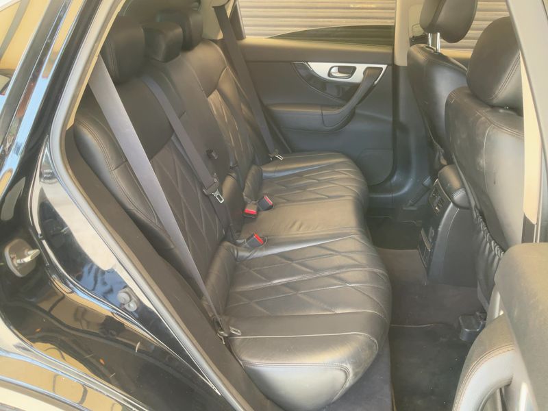 Infiniti FX 3.0 V6 Diesel FX30d GT — zdjęcie 14