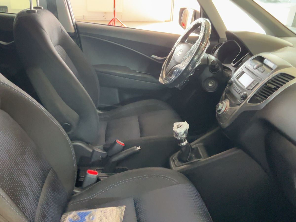 Hyundai ix20 2018 — photo 18