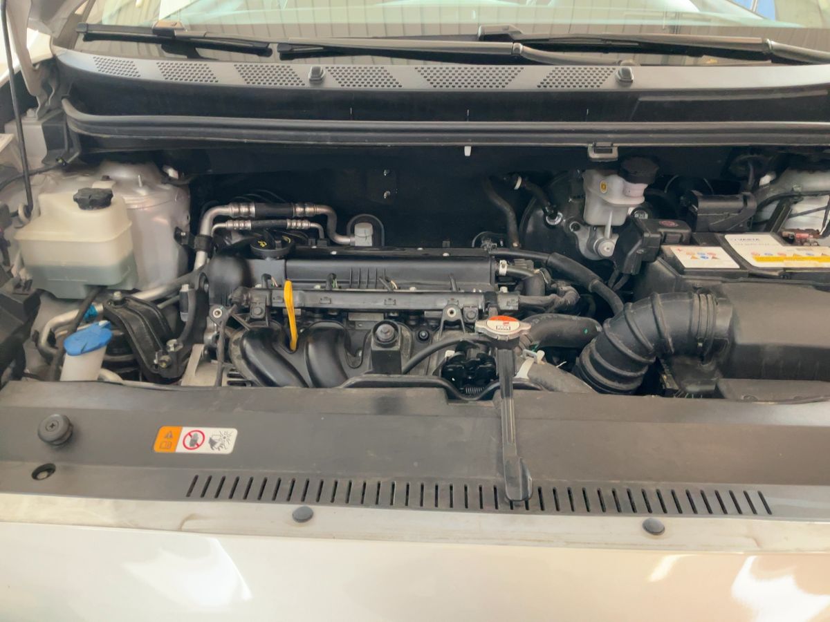 Hyundai ix20 2018 — photo 24
