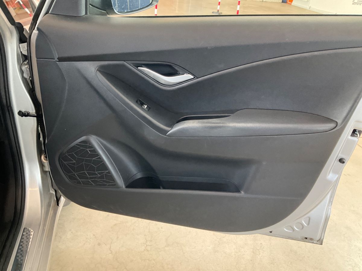 Hyundai ix20 2018 — photo 37