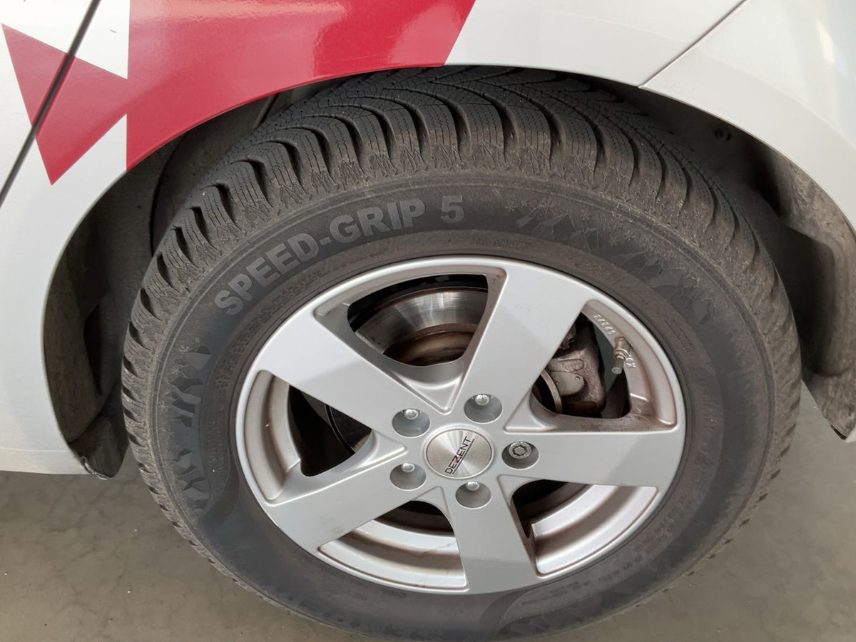 Hyundai ix20 2018 — photo 6