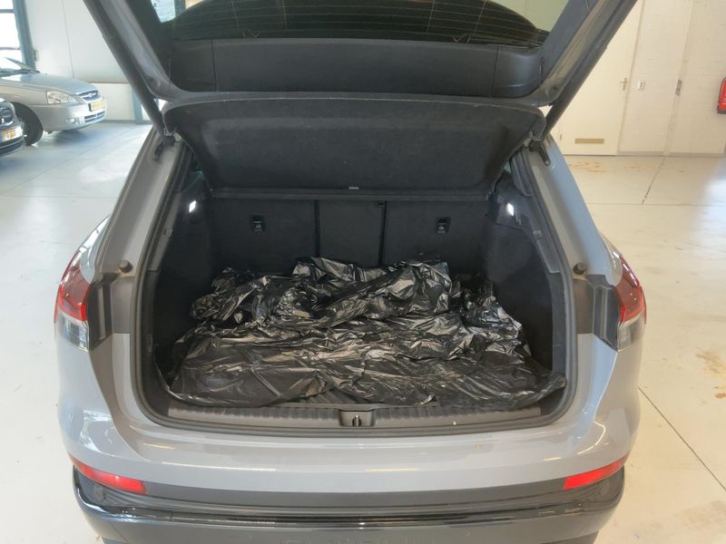Audi Q4 50 e-tron quattro — zdjęcie 10