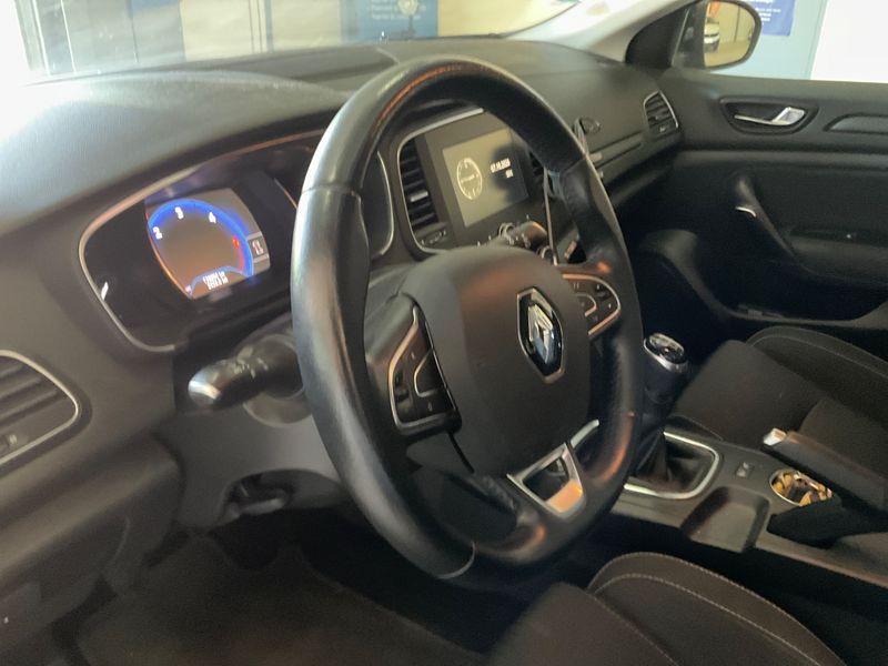 Renault Megane 1.5 dCi Energy Business 2017 – снимка 28