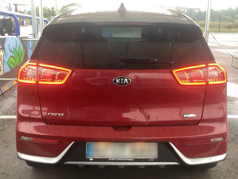 Kia Niro 1.6 Hybrid Emotion — zdjęcie 5