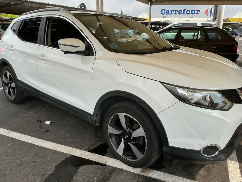 Nissan Qashqai 1.5 Turbodiesel N-Connecta 2017 – снимка 12