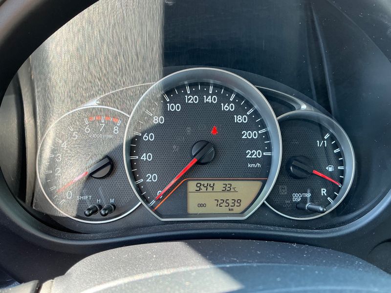 Toyota Verso-S 1.33 Dual VVT-i Lounge — zdjęcie 13