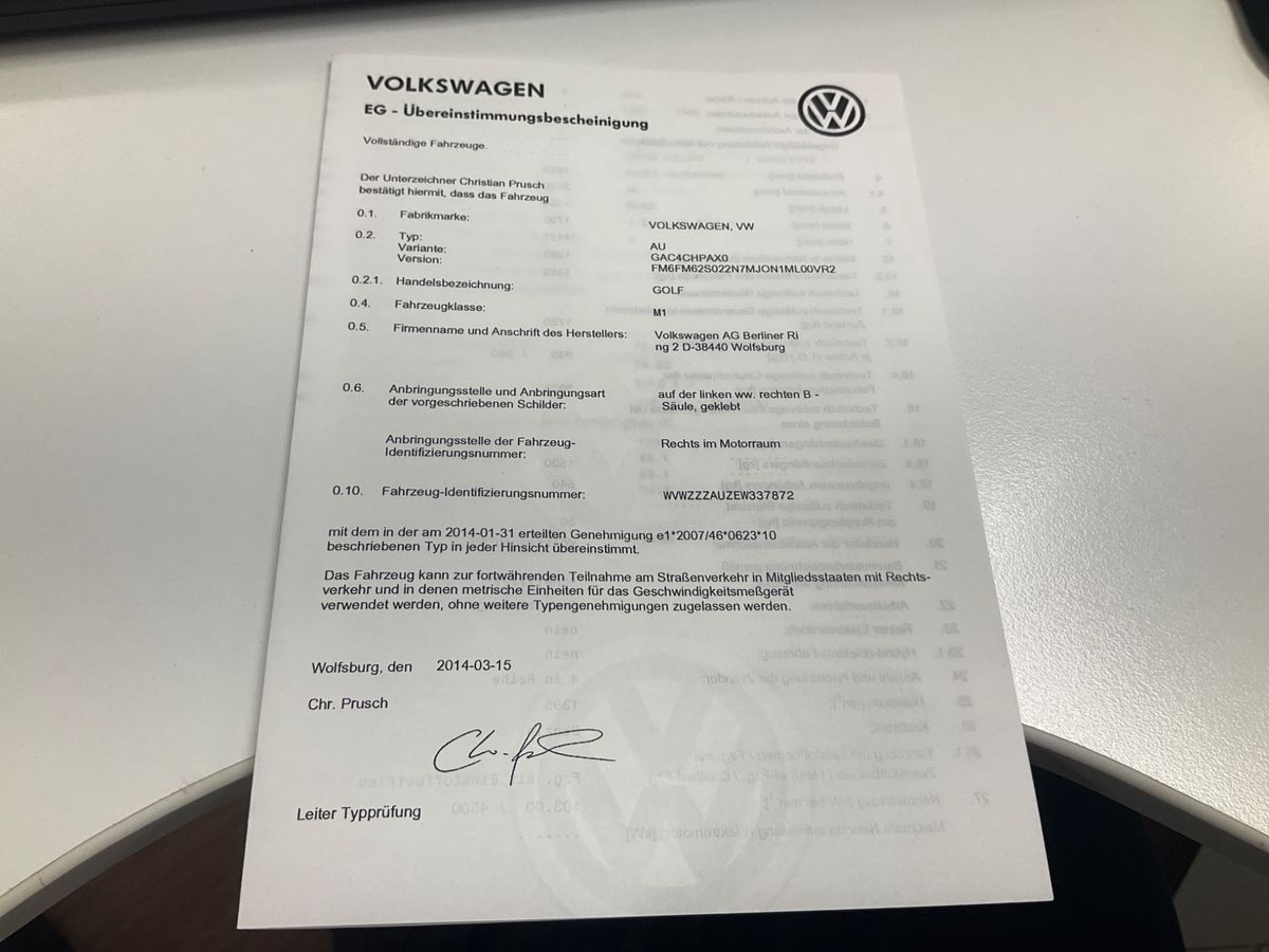 Volkswagen Golf VII 1.4 TSI Highline BlueMotion Tech