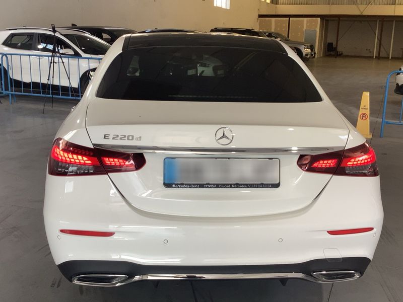 Mercedes-Benz E-Klasse E 220 d AMG Line — zdjęcie 5