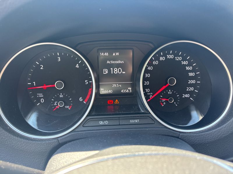 Volkswagen Polo 1.4 TDI Comfortline BlueMotion Tech 2015 – снимка 12