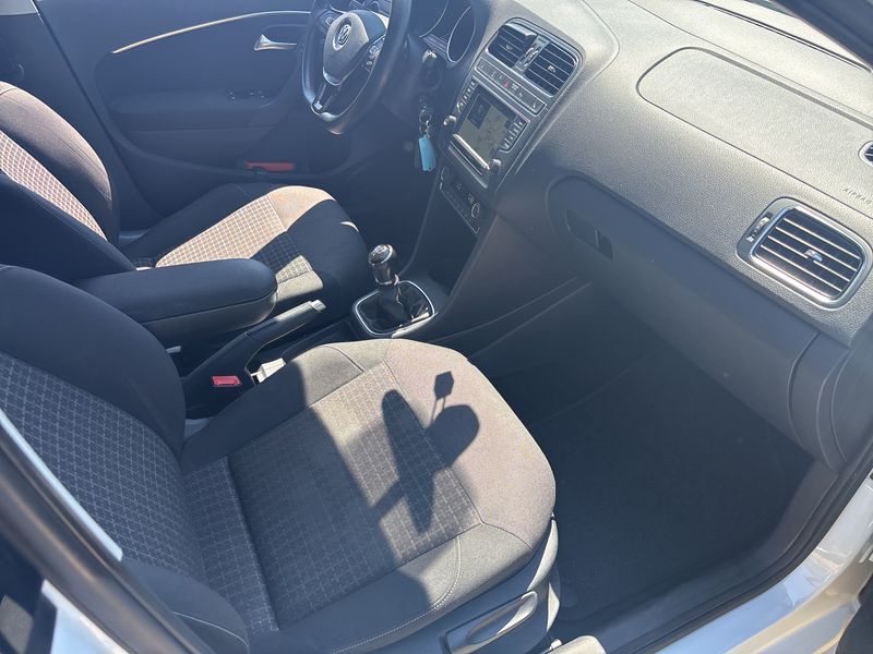 Volkswagen Polo 1.4 TDI Comfortline BlueMotion Tech 2015 – снимка 10