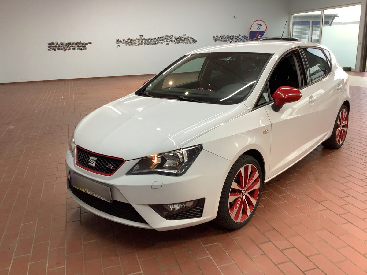 Seat Ibiza 2016 — photo 1