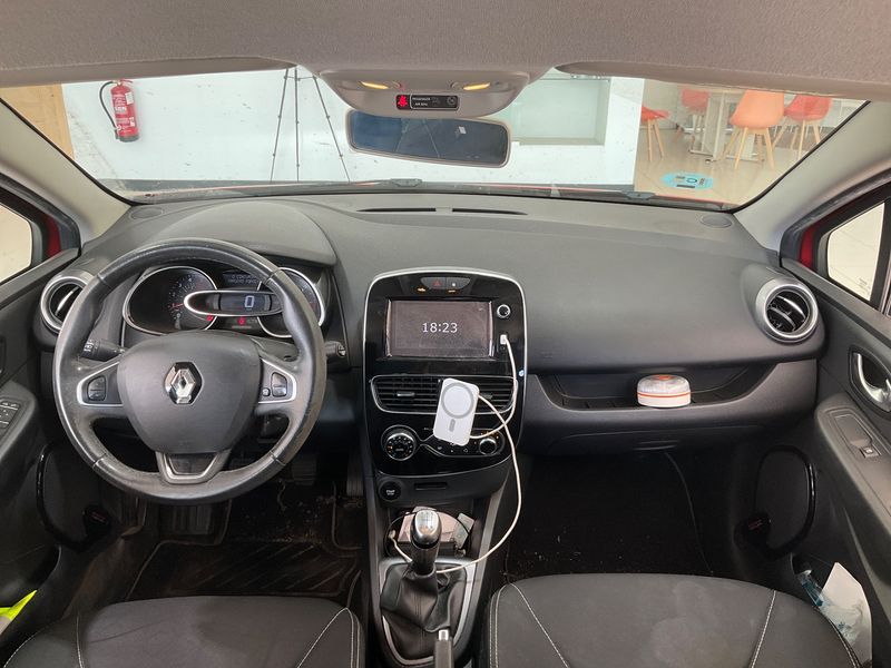 Renault Clio 1.5 dCi Energy Limited — zdjęcie 12