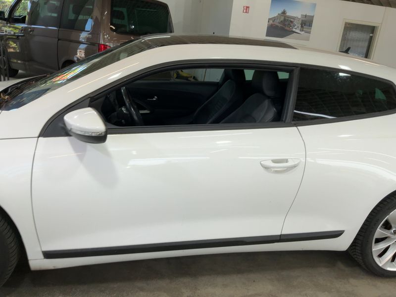 Volkswagen Scirocco 1.4 TSI 2010 – снимка 4