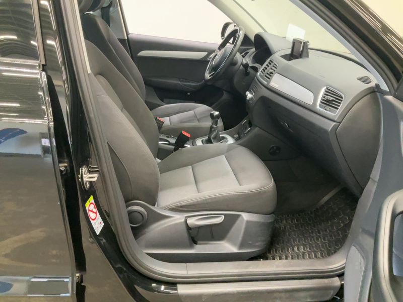 Audi Q3 2.0 TDI quattro 2015 – снимка 17