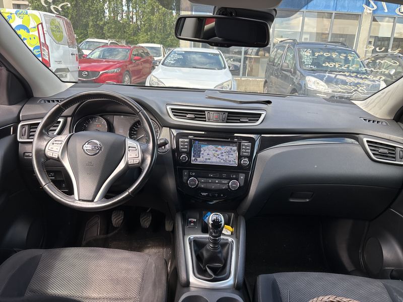 Nissan Qashqai 1.2 Acenta — zdjęcie 11
