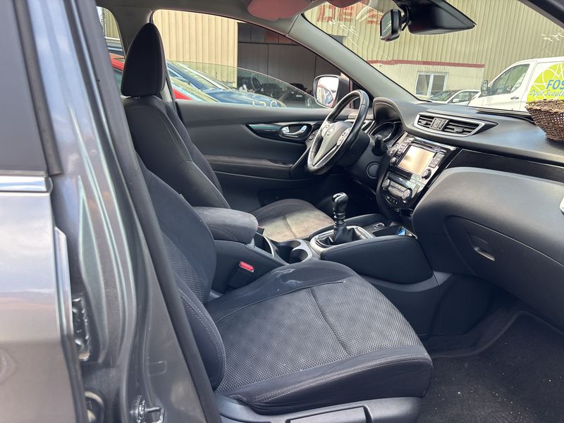Nissan Qashqai 1.2 Acenta — zdjęcie 10