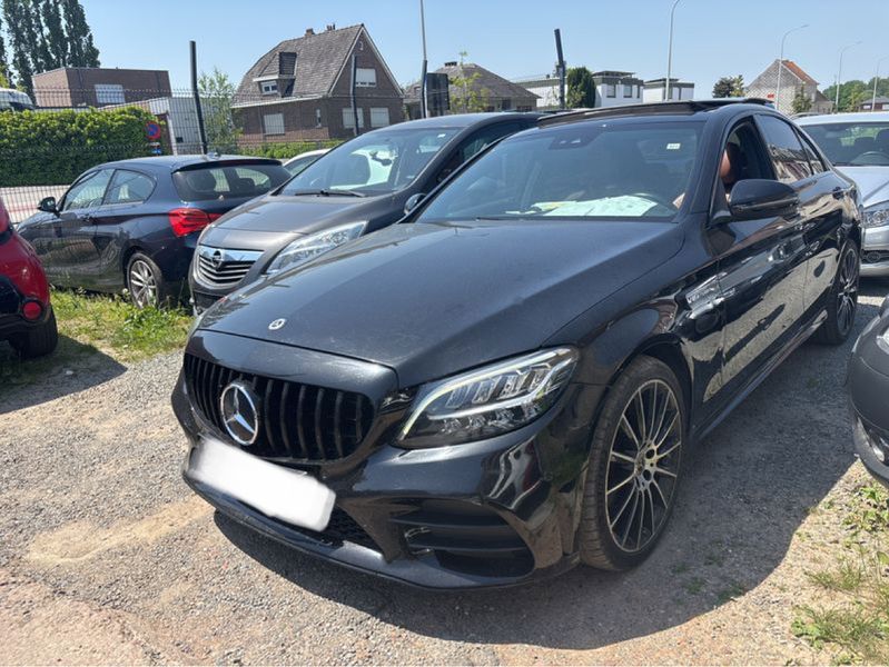 Mercedes-Benz C-Klasse C 300 AMG Line — zdjęcie 2