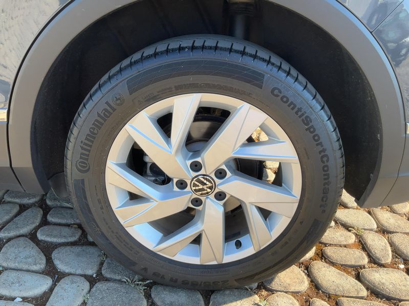 Volkswagen Tiguan 2.0 TDI Elegance 4Motion 2021 – снимка 5