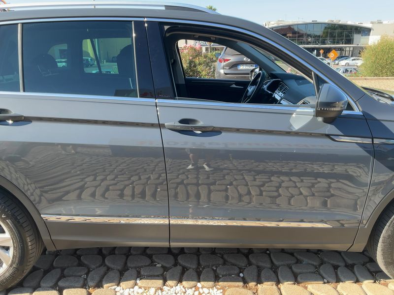 Volkswagen Tiguan 2.0 TDI Elegance 4Motion — zdjęcie 7