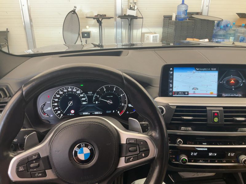 BMW X3 xDrive 30d M Sport — zdjęcie 12