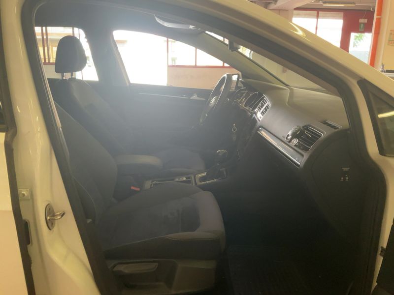 Volkswagen Golf VII 1.4 TGI Highline BlueMotion Tech 2016 – снимка 16
