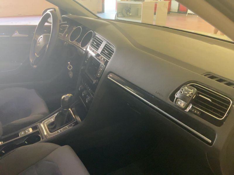 Volkswagen Golf VII 1.4 TGI Highline BlueMotion Tech 2016 – снимка 17