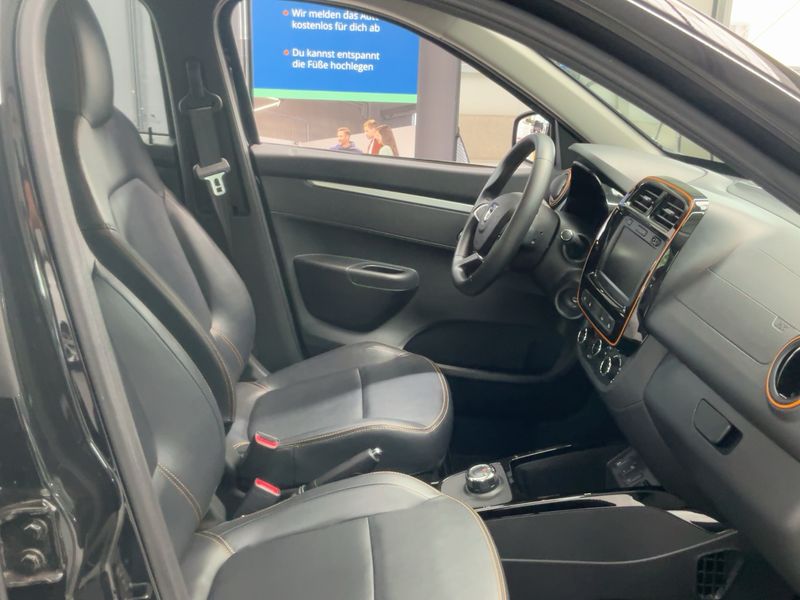 Dacia Spring electric drive 33 kW Comfort Plus — zdjęcie 11